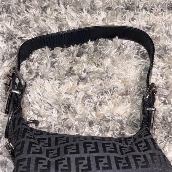 Fendi Black FF Monogram Saddle Bag - Picture 13 of 16